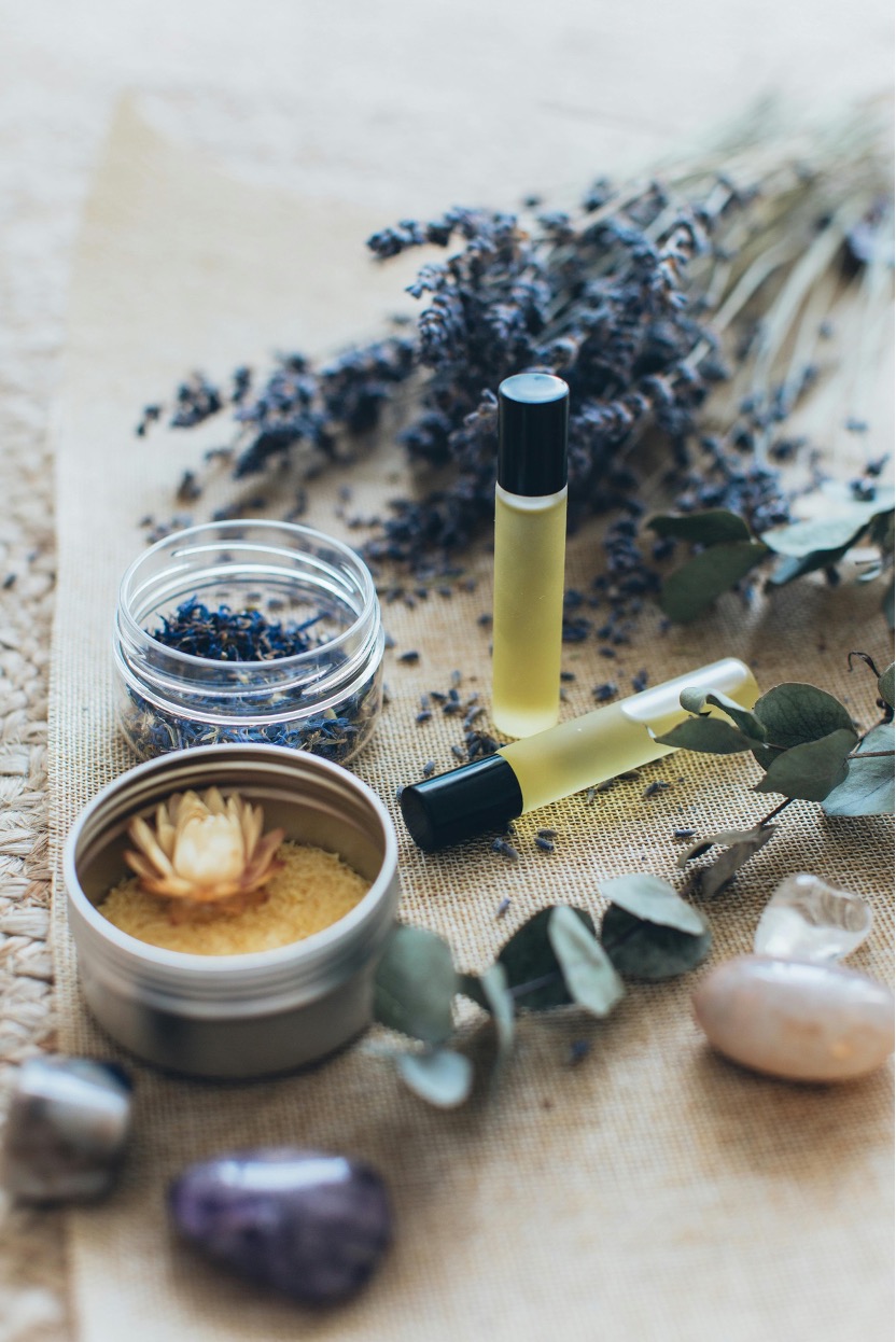 Healing Naturally: Herbal Remedies and Self-Care Tips Every Woman Should&nbsp;Know